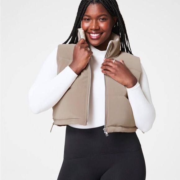 SPANX Cropped vest two in one vest and fleece - Picture 3 of 16